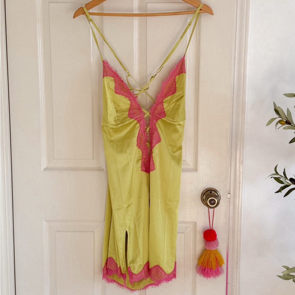 Wolf & Whistle Fuller Bust Plunge Dress Contrast Green and Pink Lace Sleepwear